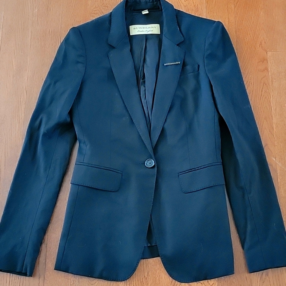 Womens Burberry blazer